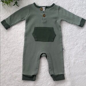 Rabbit + Bear Green Baby Romper with Pocket 6-9M Organic Cotton EUC